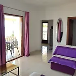 Mira & Nikola Lägenhet Baška Voda