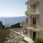 Mira & Nikola Baška Voda